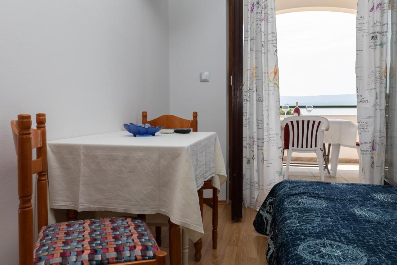 Apartments By The Sea Medici, Omis - 1046 มีมิตเซ ภายนอก รูปภาพ