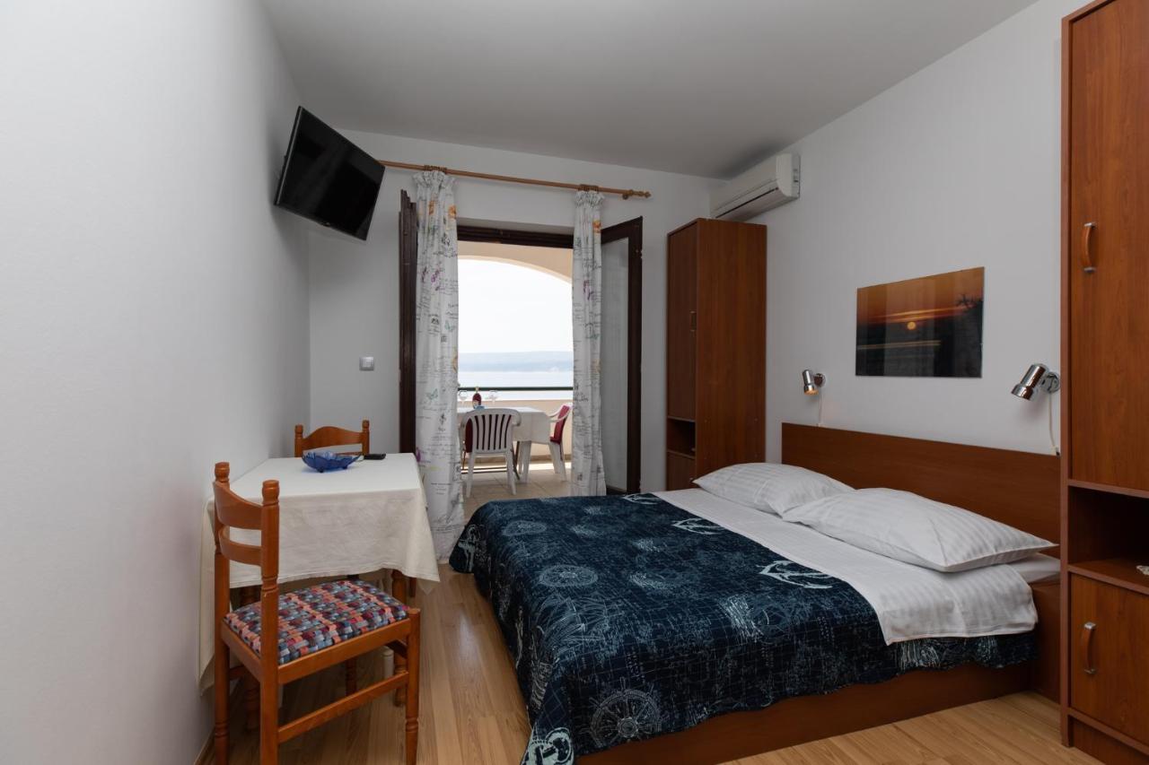 Apartments By The Sea Medici, Omis - 1046 มีมิตเซ ภายนอก รูปภาพ