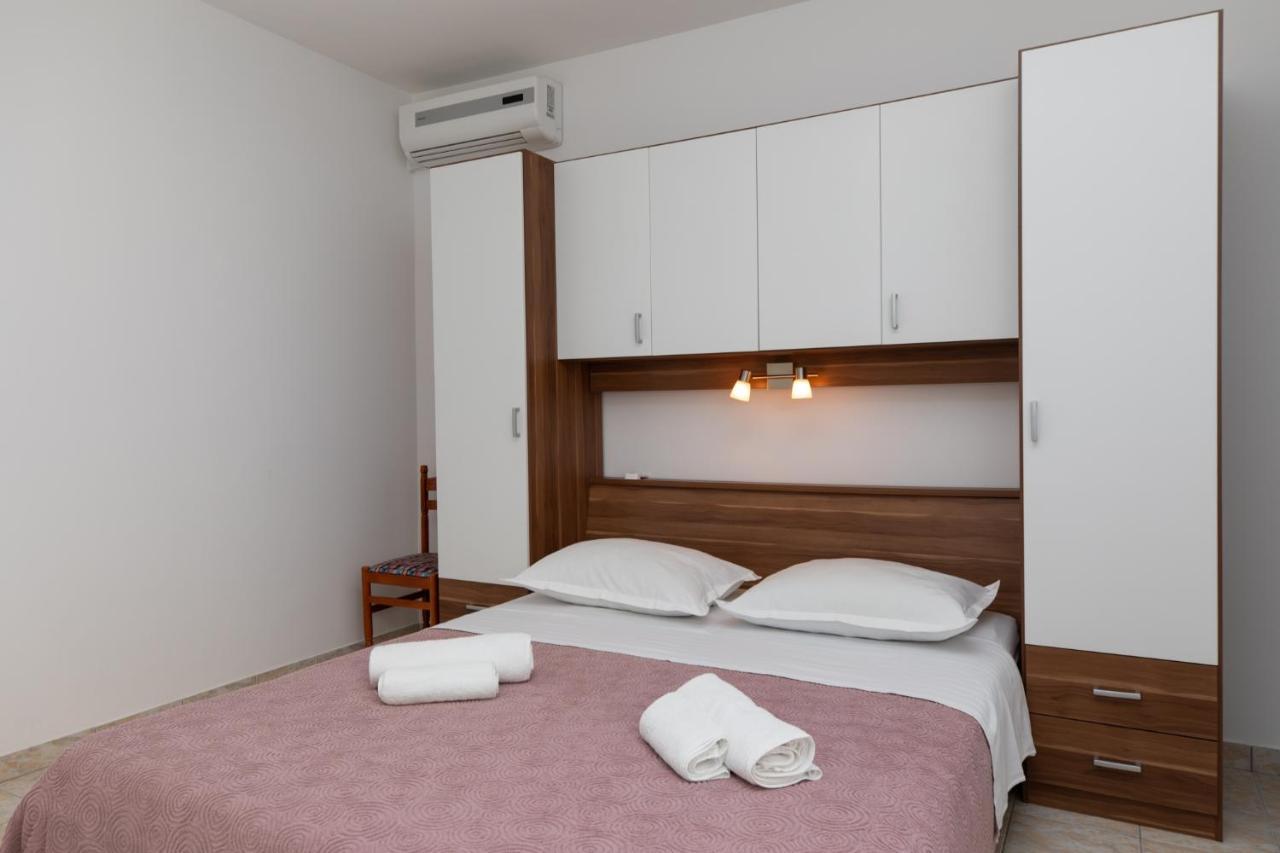 Apartments By The Sea Medici, Omis - 1046 มีมิตเซ ภายนอก รูปภาพ